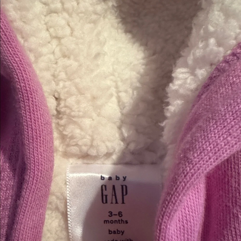 GAP cozy pink